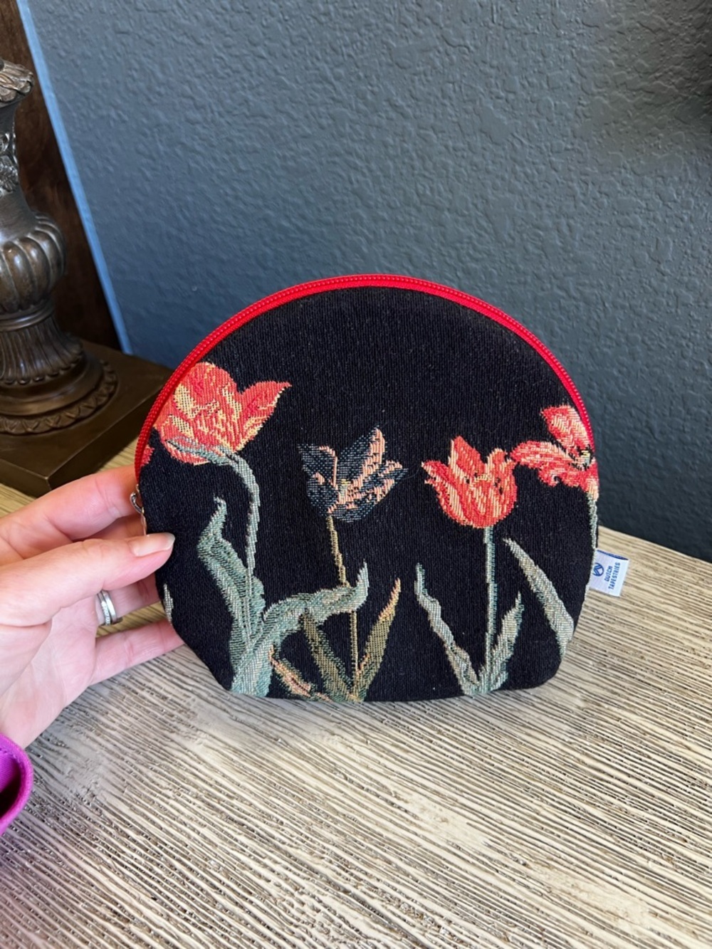 Dutch Tapestries Floral Zip Pouch - Black & Red